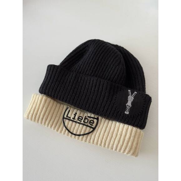 Maison Martin Margiela Other - Maison Martin Margiela Liebe Double Knit Beanie